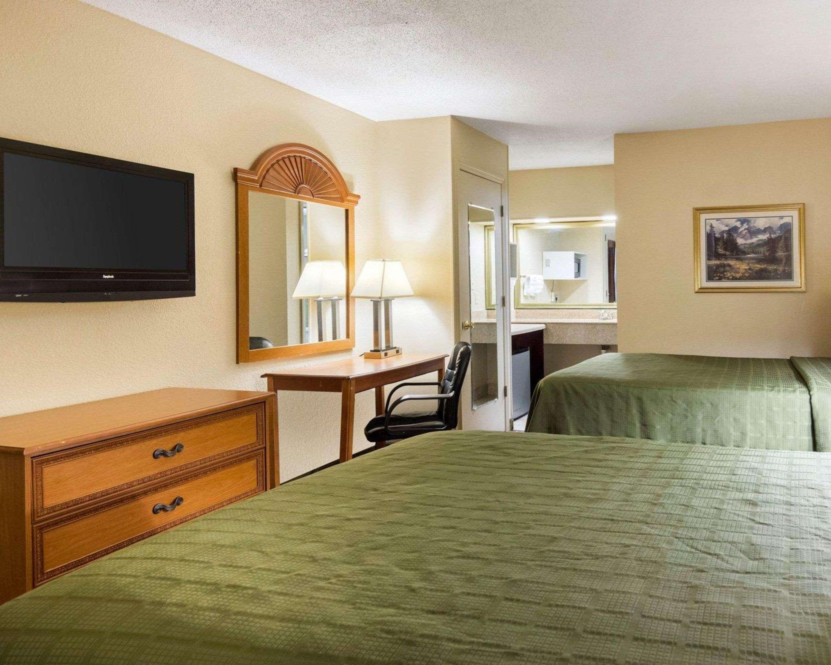 Quality Inn South Hill I-85 Eksteriør billede