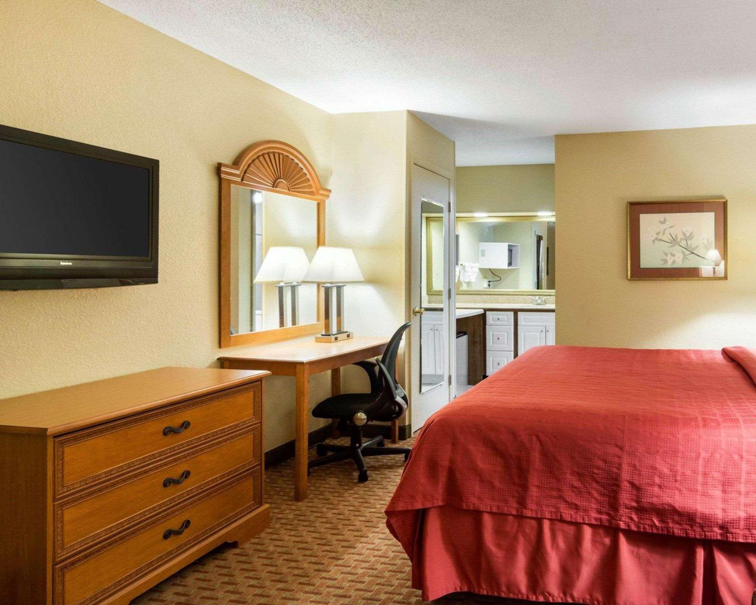 Quality Inn South Hill I-85 Eksteriør billede