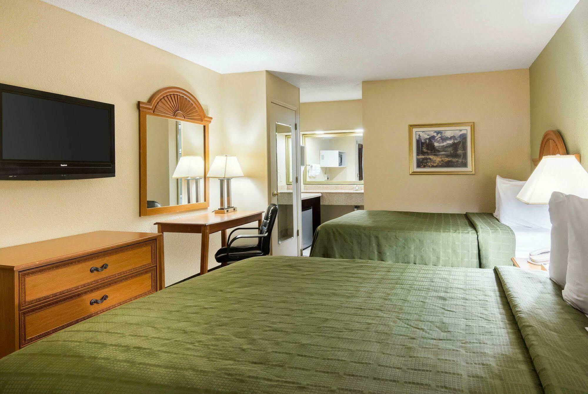 Quality Inn South Hill I-85 Eksteriør billede
