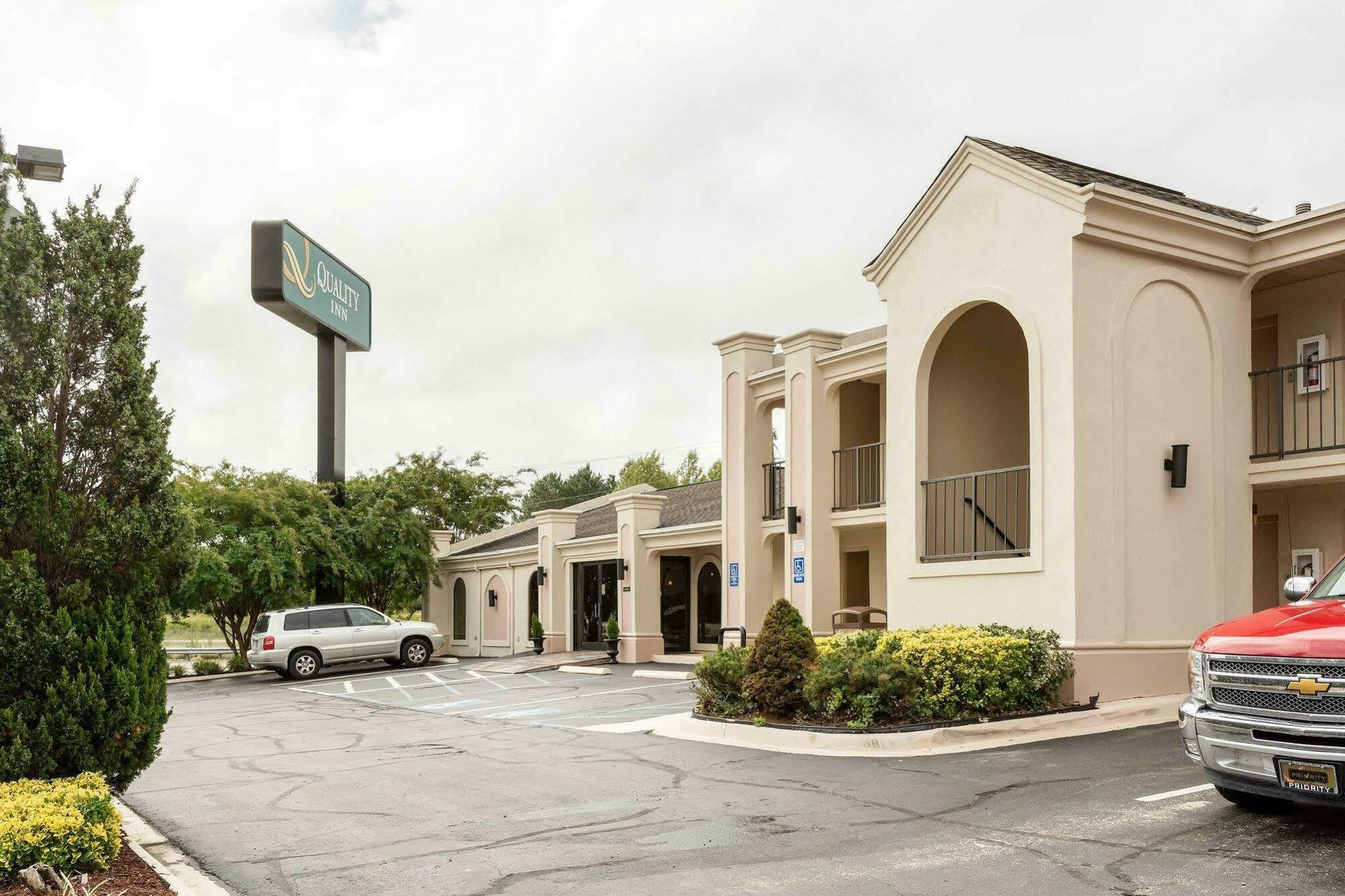 Quality Inn South Hill I-85 Eksteriør billede